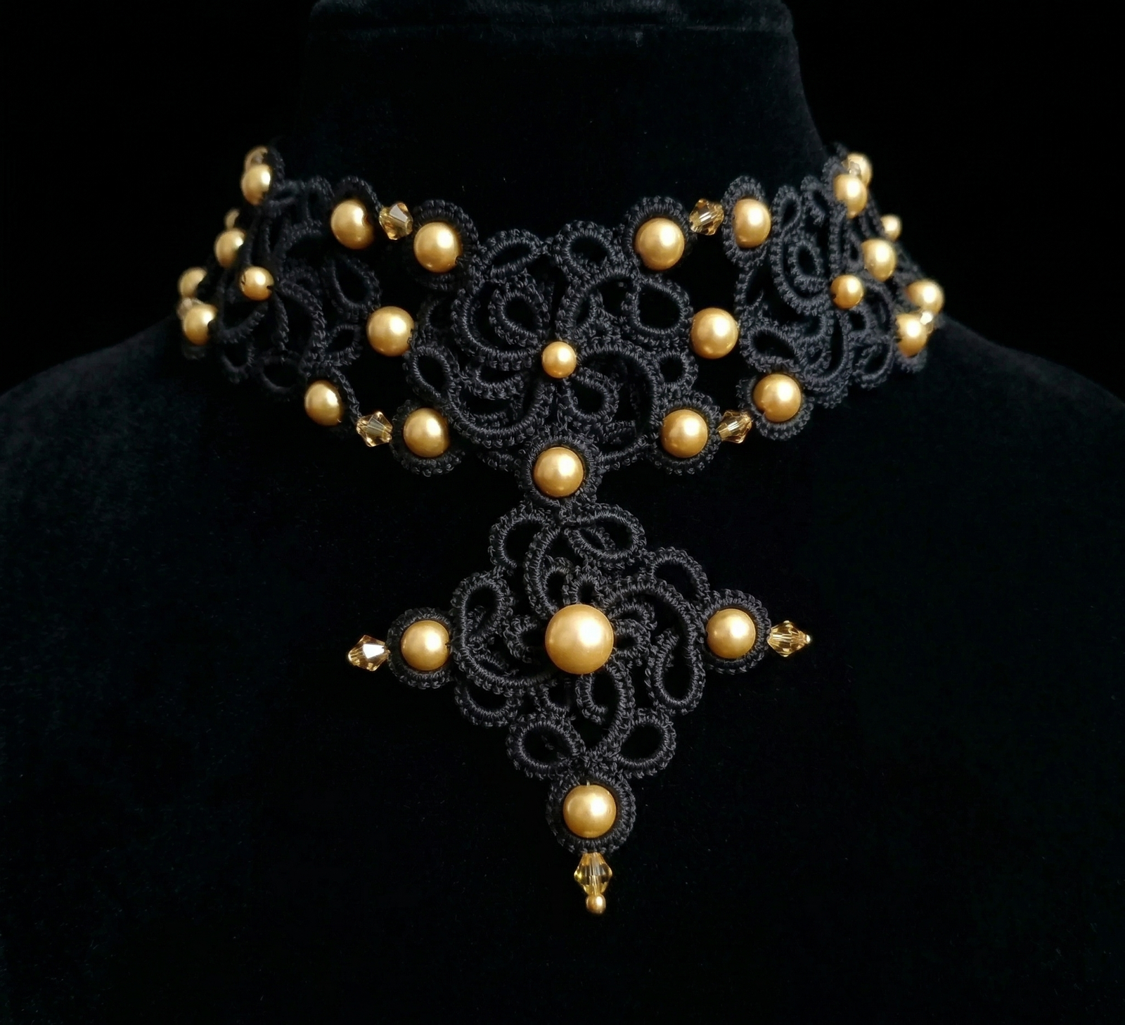 Golden Signature™ Tatting Lace Choker | Luxury Pearl Statement Necklace | Gold, White or Silver | Made to Order - Image 13