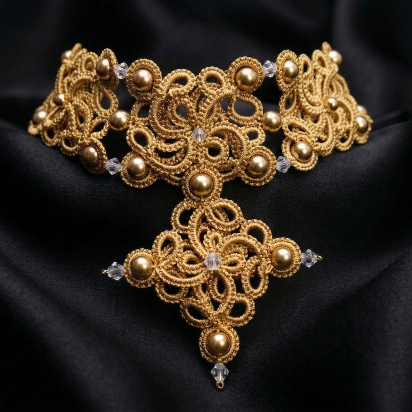 Golden Signature™ Tatting Lace Choker | Luxury Pearl Statement Necklace | Gold, White or Silver | Made to Order - Image 3