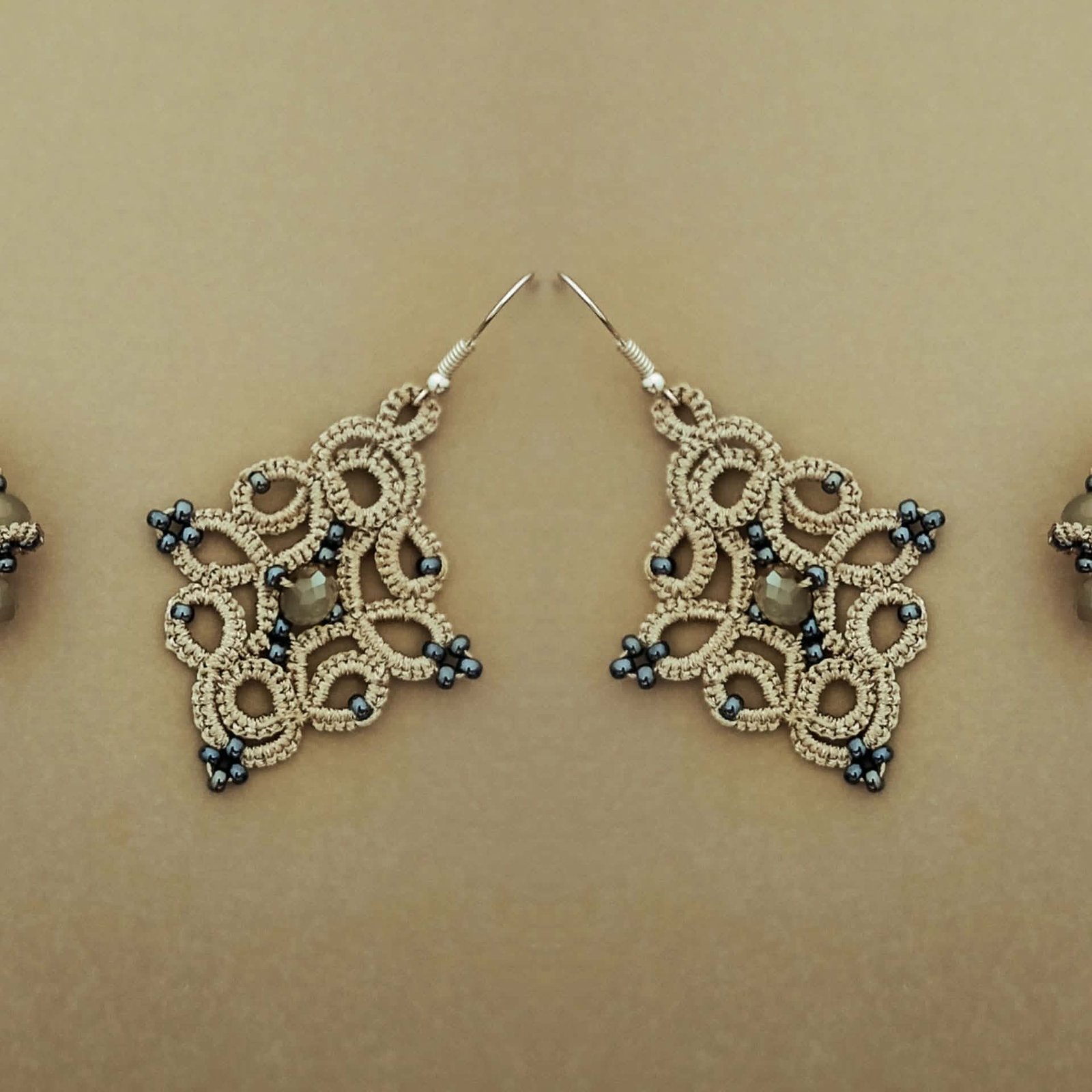 4-in-1 Tatting Lace Jewelry Pattern Set – Advanced Chokers, Bracelet, Earrings & Ring | Lace Design 2025 | Not for Beginners - Image 13